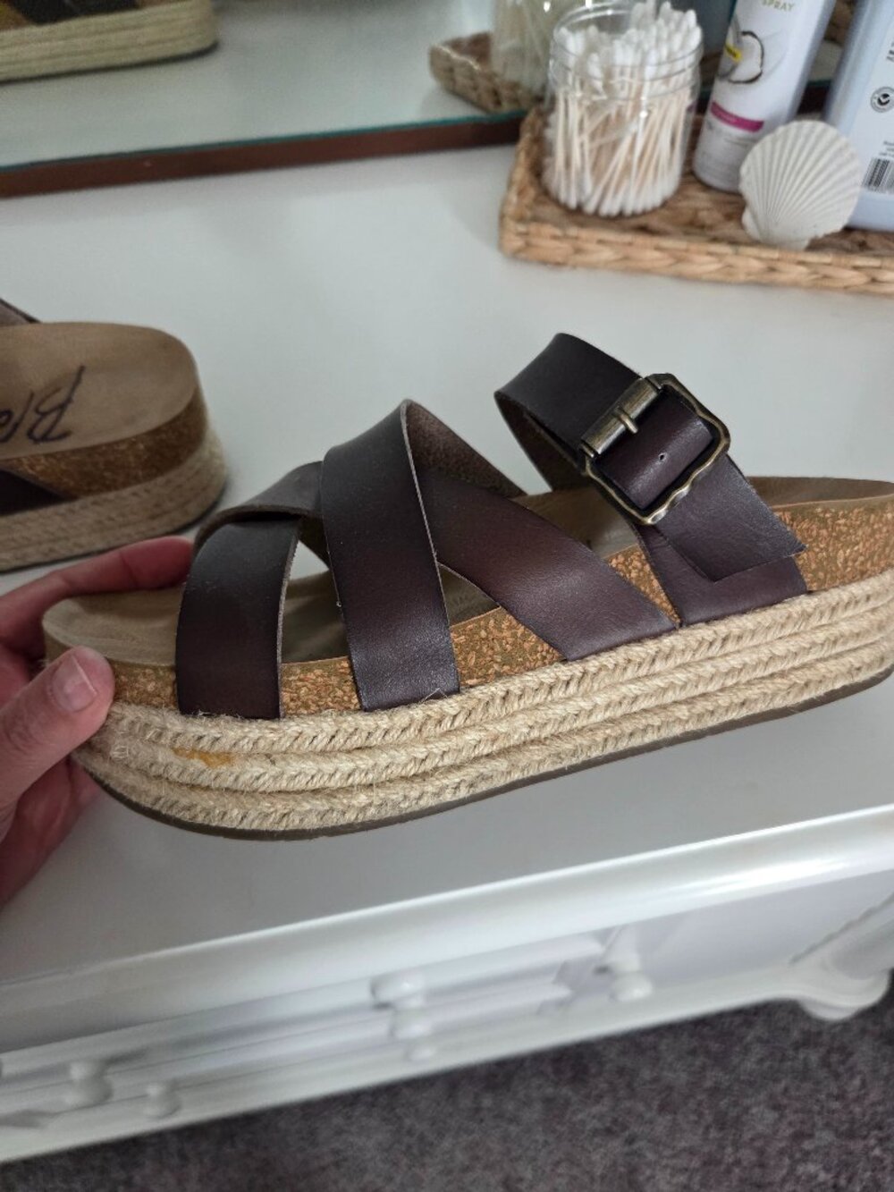 Cute chunky brown sandals 8.5